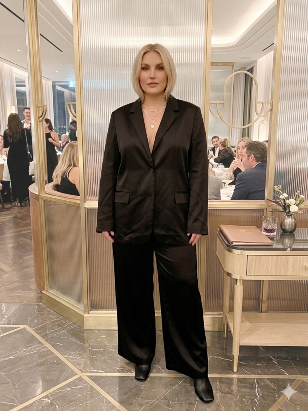 059-Calvin Klein Black Single-Button Blazer